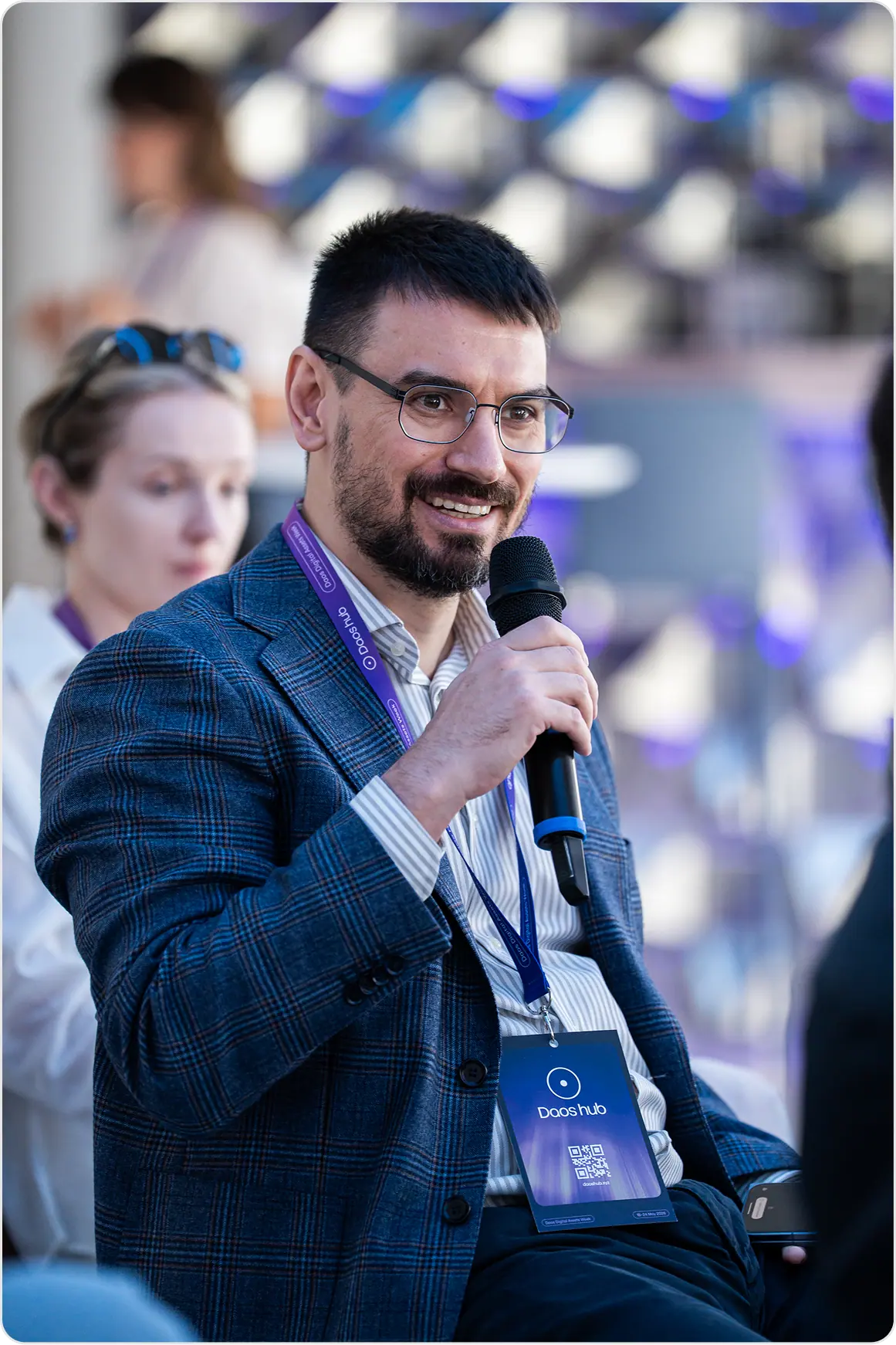 Speaker at a RaiseTalks event