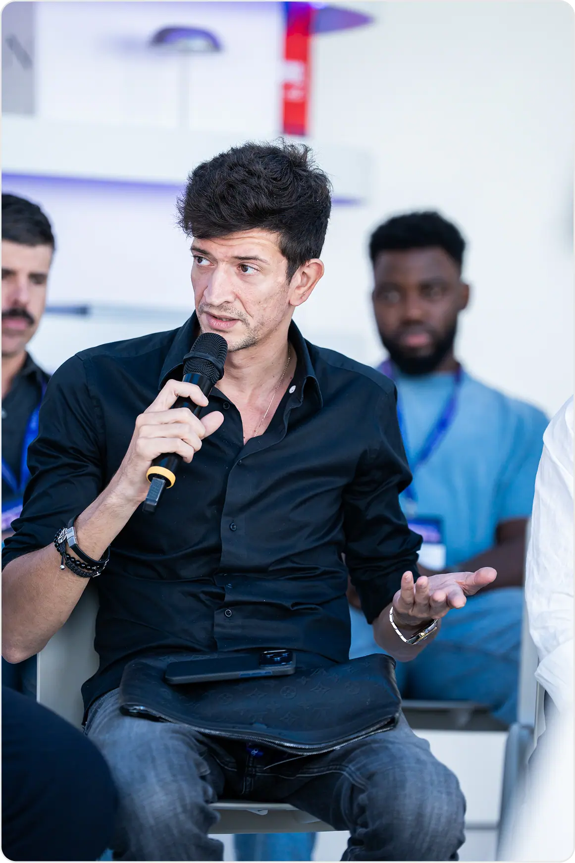 Speaker at a RaiseTalks event